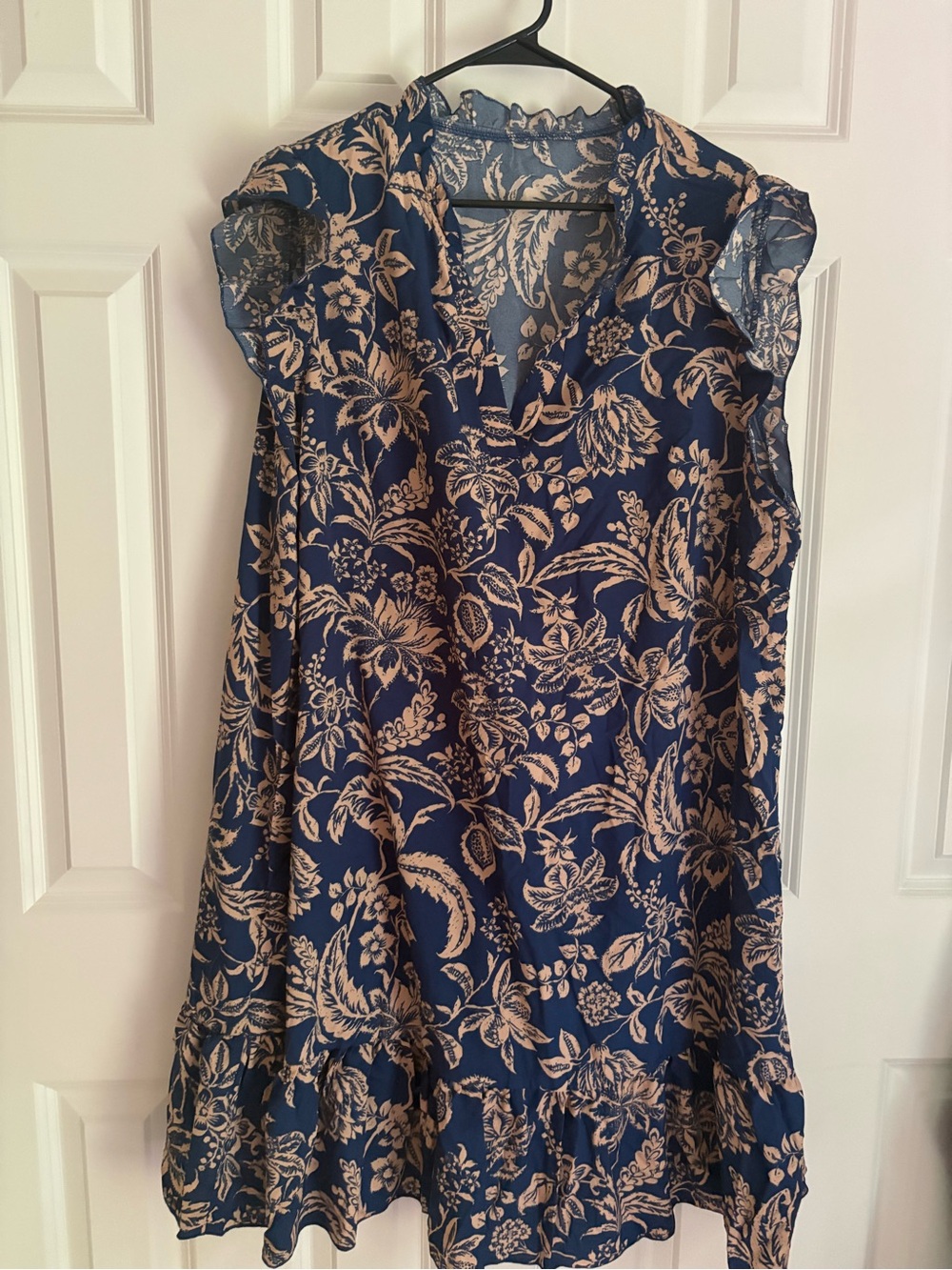 SHEIN 4X Navy and Cream Floral Ruffle Hem Dress
